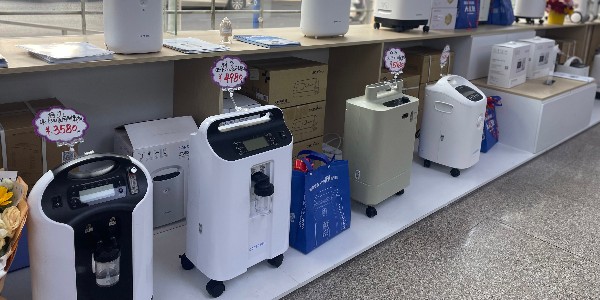 爸媽吸氧機選錯=白花錢！3分鐘教會你避坑指南